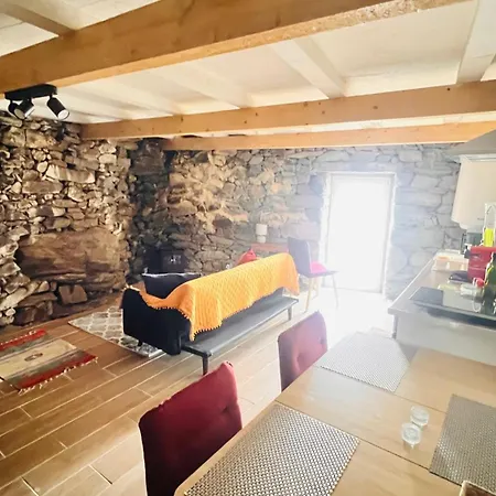 Vakantiehuis Cozy House With Douro View